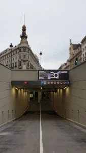 Rampa acceso/salida a aparcamiento